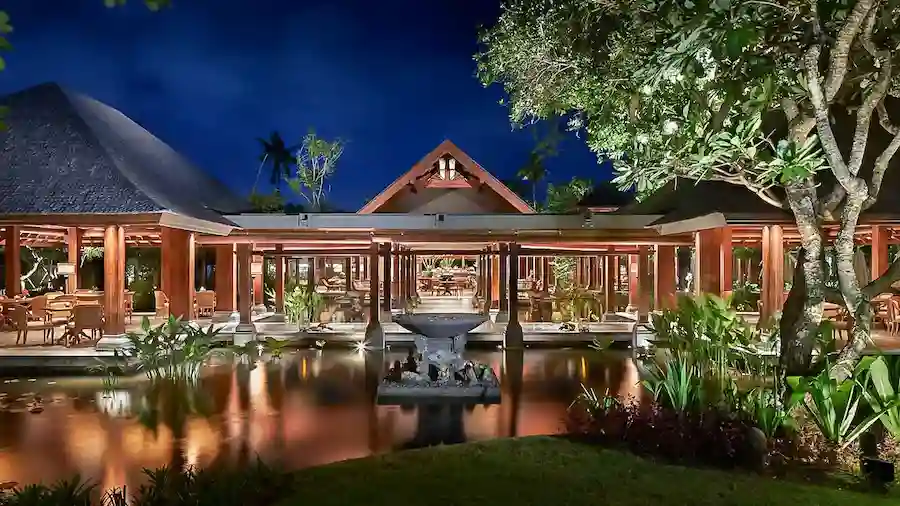 Hyatt Regency Bali restaurant 900