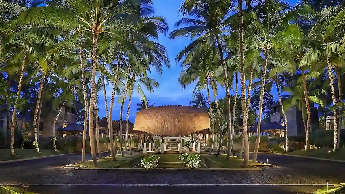 Hotel Maya Ubud entree