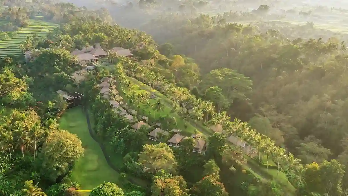 Hotel Maya Ubud luchtfoto