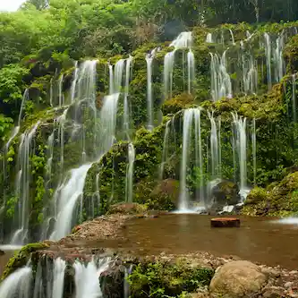 Banyu Wana Amertha  waterval